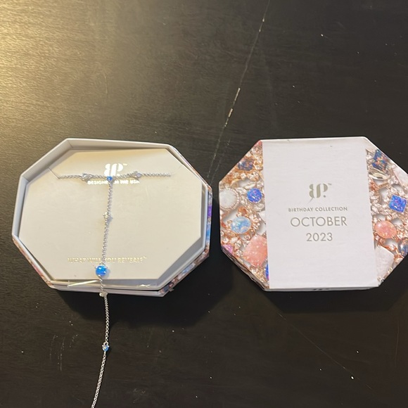 Bomb Party October 2023 necklace - Picture 1 of 3